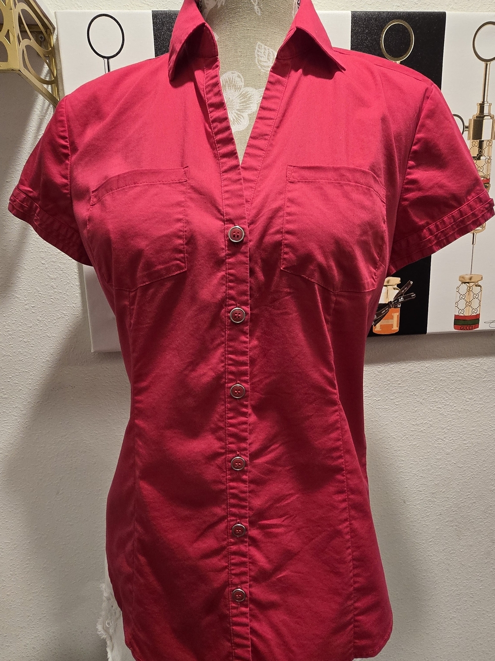 New York & Company Short-Sleeve Button-Front Shirt in Hot Pink